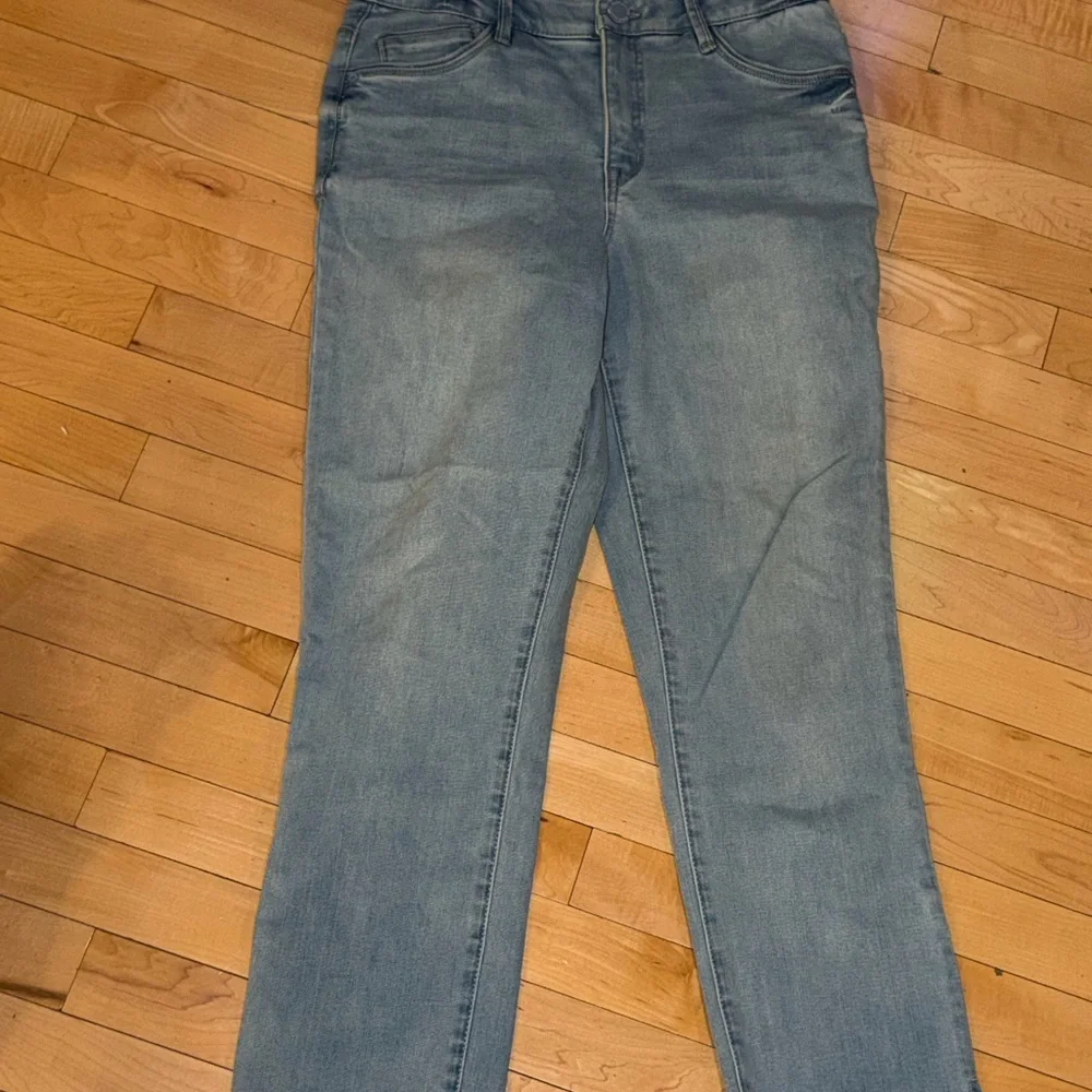 Mac & Me Stretch Crop Jeans 10 Soft Waistband Light Wash - Picture 2 of 4
